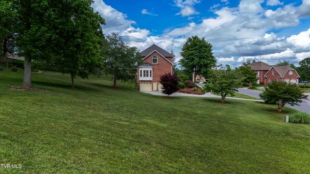 243 Southridge Drive, Blountville, TN 37617