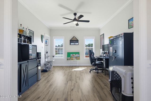 611 Carmel Drive, Sneads Ferry, NC 28460
