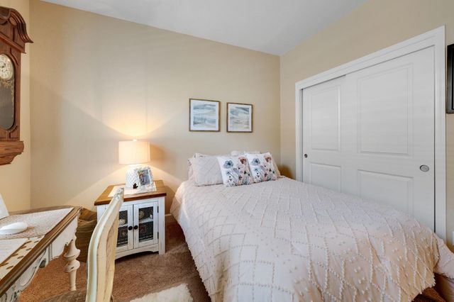 1402 Skibbereen Way, Rocklin, CA 95765