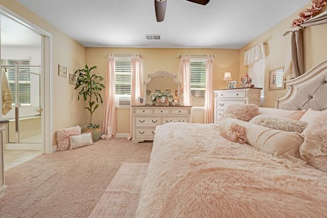 1402 Skibbereen Way, Rocklin, CA 95765