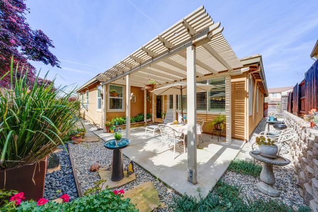 1402 Skibbereen Way, Rocklin, CA 95765