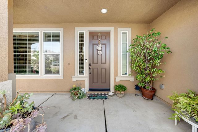 1402 Skibbereen Way, Rocklin, CA 95765
