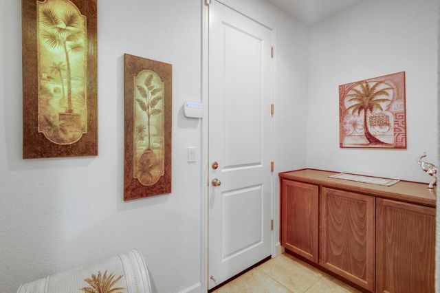 1402 Skibbereen Way, Rocklin, CA 95765