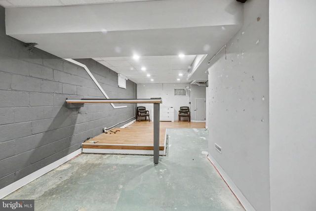 4 TERRACE AVE, Somerdale, NJ 08083