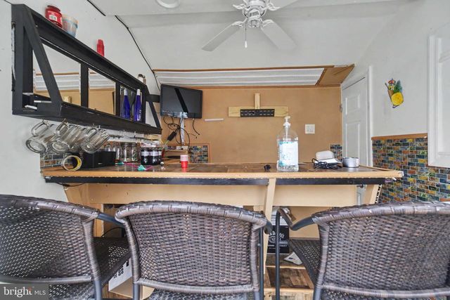 4 TERRACE AVE, Somerdale, NJ 08083