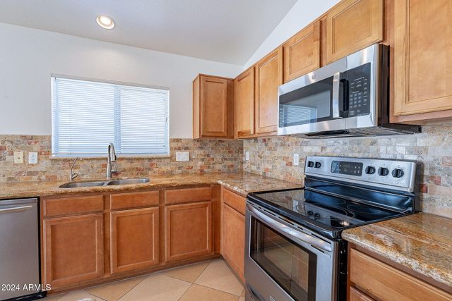 1338 W ROOSEVELT Avenue, Coolidge, AZ 85128