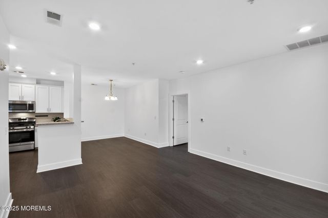 626 Marion Lane 626, Monroe, NJ 08831