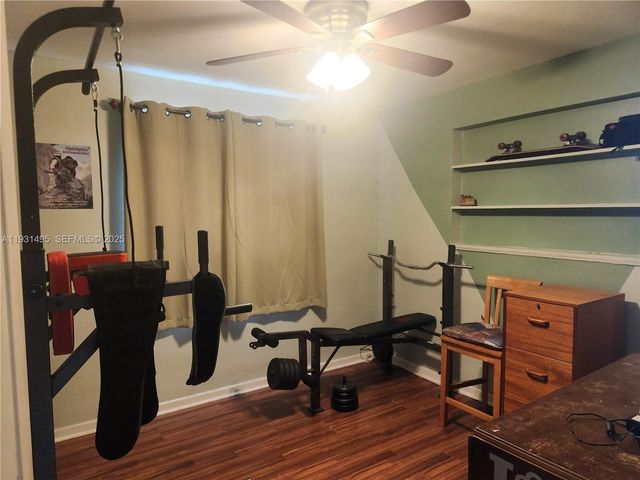 7610 Atlanta St, Hollywood, FL 33024