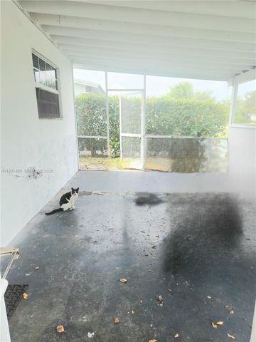 7610 Atlanta St, Hollywood, FL 33024