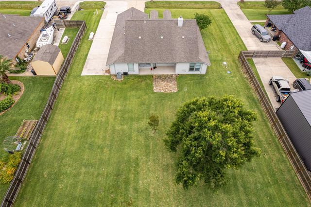 1711 Caroline Avenue, Baytown, TX 77523