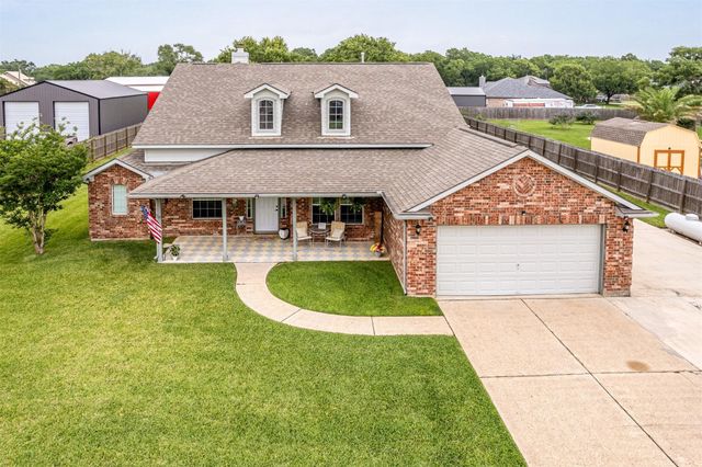 1711 Caroline Avenue, Baytown, TX 77523
