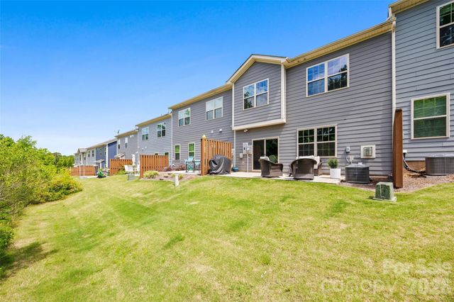 625 Amber Meadows Way, Tega Cay, SC 29708