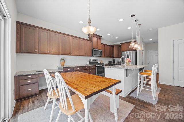 625 Amber Meadows Way, Tega Cay, SC 29708