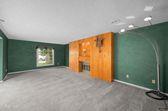 4331 Imperial Drive, Toledo, OH 43615