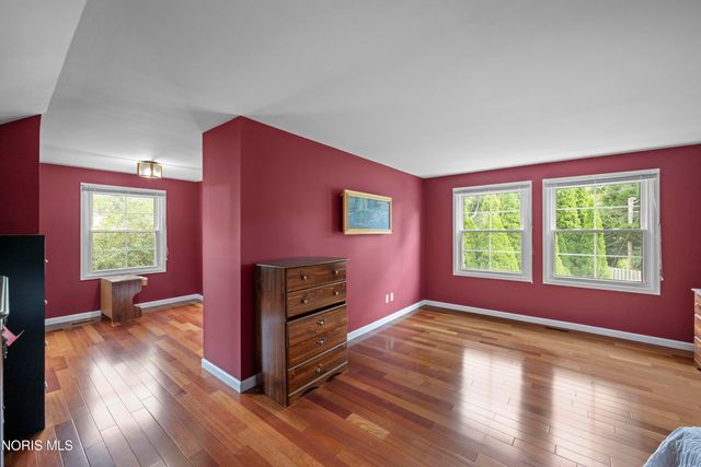 4331 Imperial Drive, Toledo, OH 43615