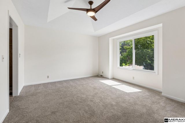 2727 N 113th Street, Omaha, NE 68164