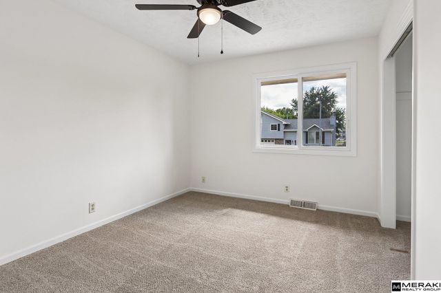 2727 N 113th Street, Omaha, NE 68164