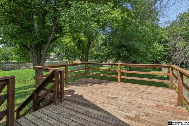 2727 N 113th Street, Omaha, NE 68164