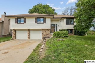 2727 N 113th Street, Omaha, NE 68164
