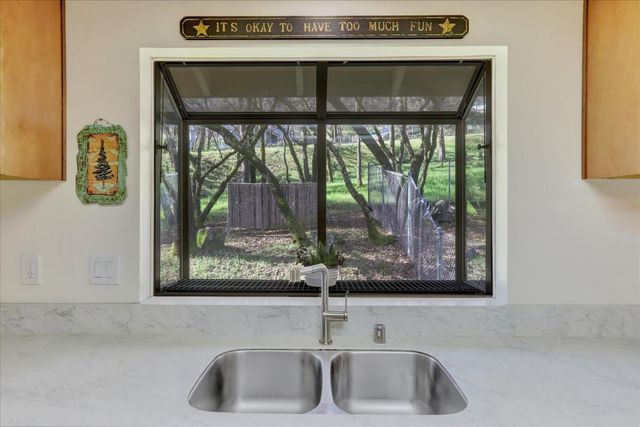 19308 Explorer Ct, Penn Valley, CA 95946
