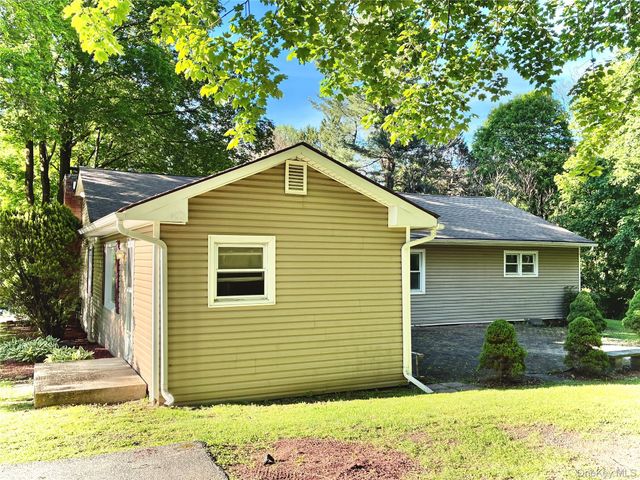 5 Ervin Drive, Wappingers Falls, NY 12590