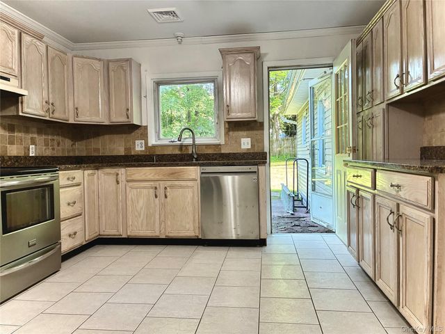 5 Ervin Drive, Wappingers Falls, NY 12590
