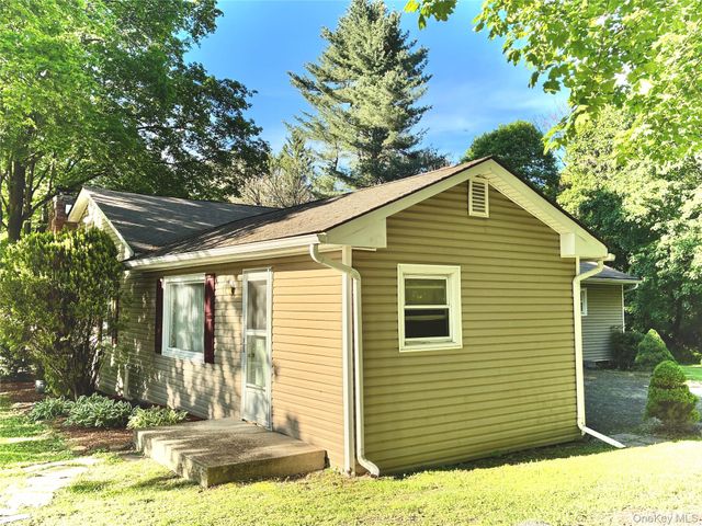 5 Ervin Drive, Wappingers Falls, NY 12590