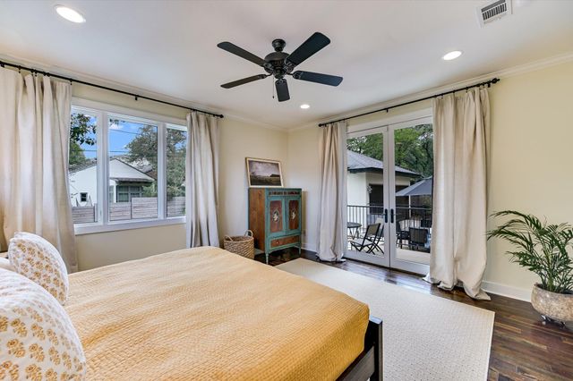 2401 Westover RD, Austin, TX 78703