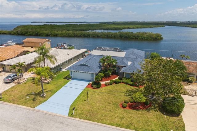 5557 BOWLINE BEND, New Port Richey, FL 34652