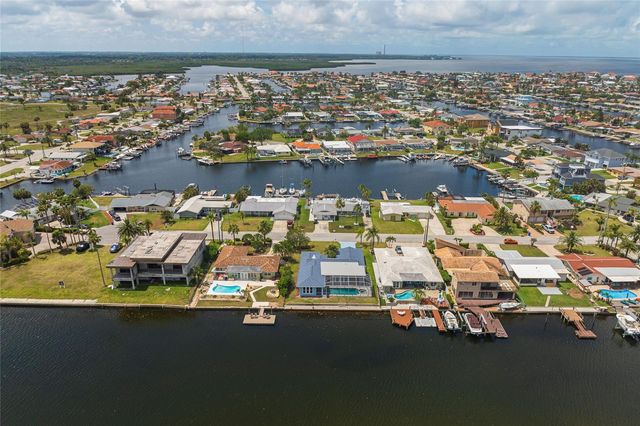 5557 BOWLINE BEND, New Port Richey, FL 34652