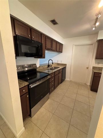 1761 LAKEVIEW VILLAGE DRIVE, Brandon, FL 33510