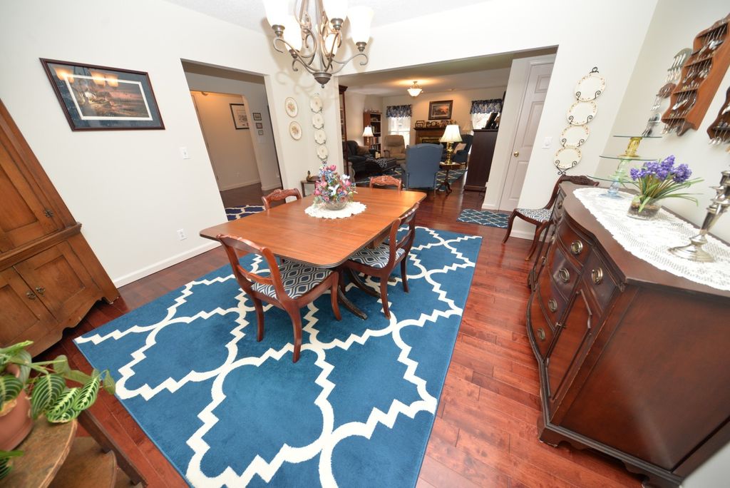 Image 28 of property listing at 14687 N Lost Lake Lane, Mt Vernon, IL 62864