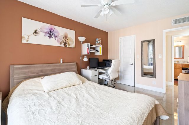 2000 Atlantic Shores Boulevard Apt 410, Hallandale Beach, FL 33009