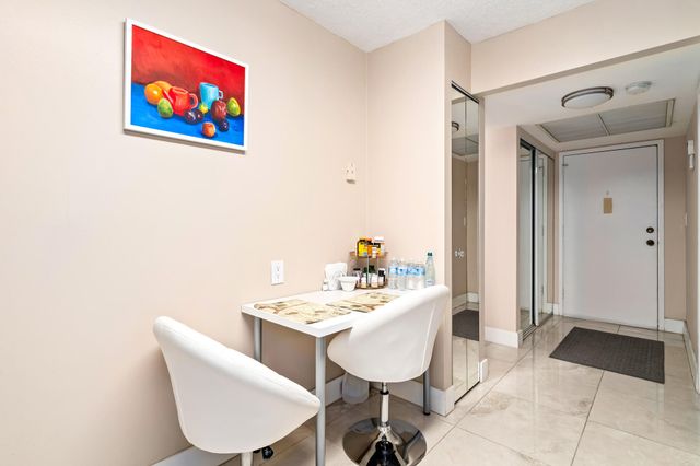 2000 Atlantic Shores Boulevard Apt 410, Hallandale Beach, FL 33009