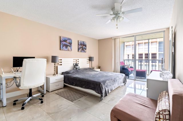 2000 Atlantic Shores Boulevard Apt 410, Hallandale Beach, FL 33009