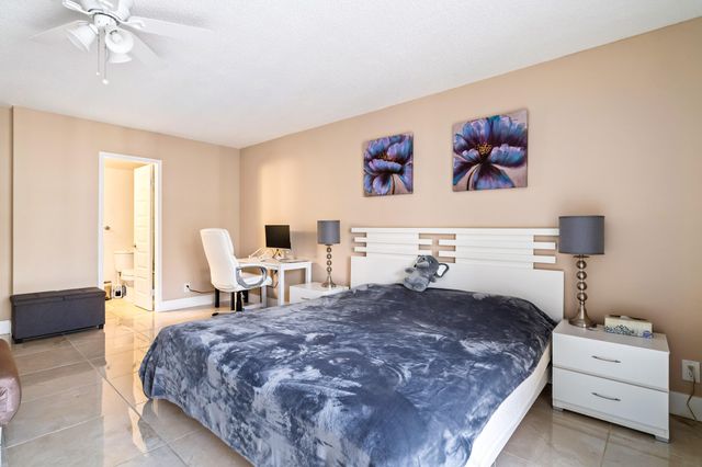 2000 Atlantic Shores Boulevard Apt 410, Hallandale Beach, FL 33009