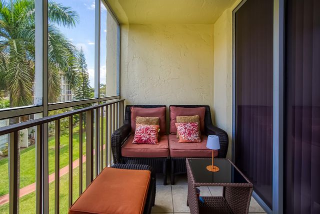 2000 Atlantic Shores Boulevard Apt 410, Hallandale Beach, FL 33009