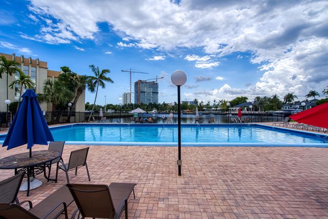 2000 Atlantic Shores Boulevard Apt 410, Hallandale Beach, FL 33009
