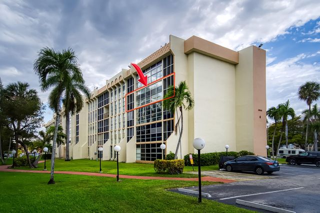 2000 Atlantic Shores Boulevard Apt 410, Hallandale Beach, FL 33009