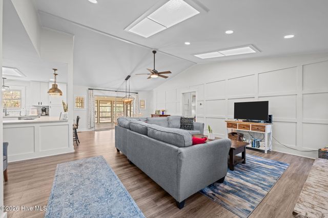 6115 Gondolier Drive, New Bern, NC 28560