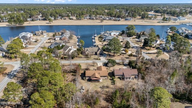 6115 Gondolier Drive, New Bern, NC 28560