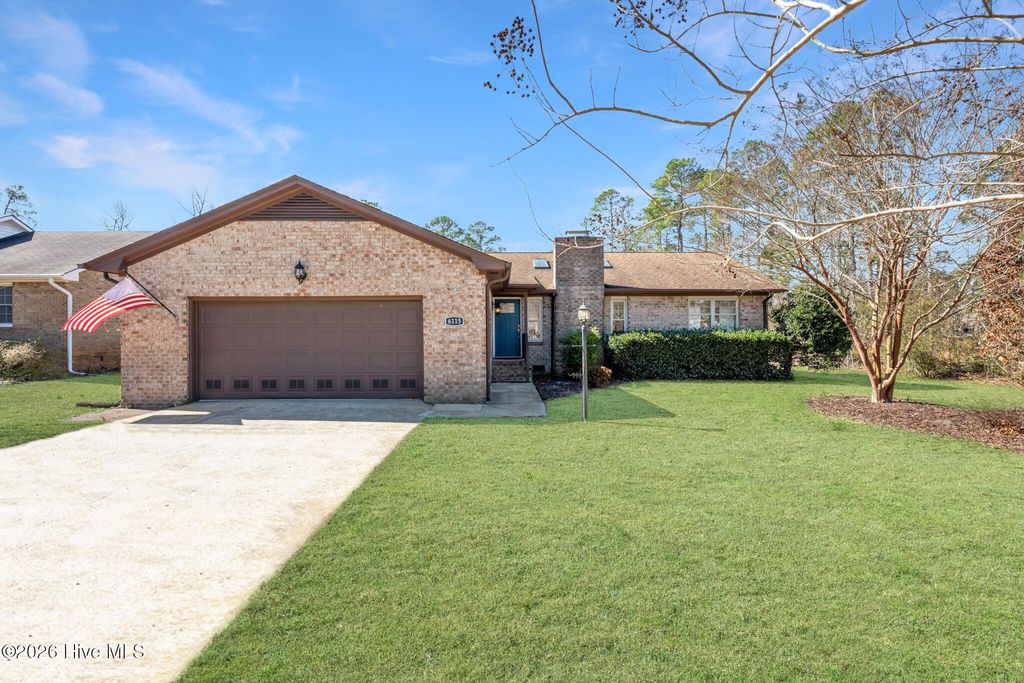 6115 Gondolier Drive, New Bern, NC 28560