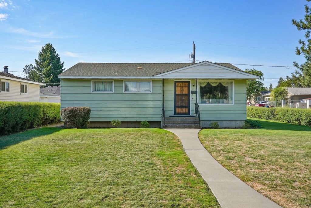 1229 W Decatur Ave, Spokane, WA 99205