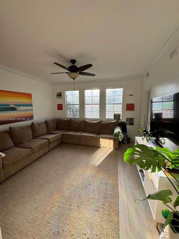 533 NE 3rd Ave 407, Fort Lauderdale, FL 33301