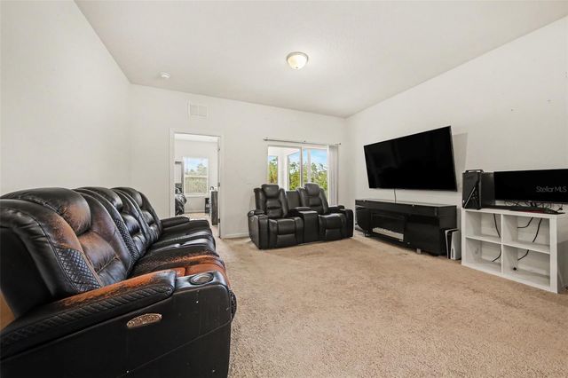 1006 COMMUTER DR, Deltona, FL 32738