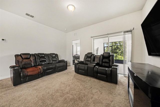 1006 COMMUTER DR, Deltona, FL 32738