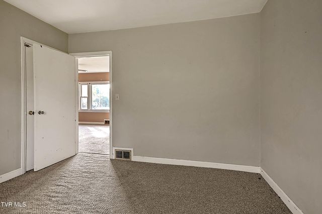 1185 Kingsport Highway, Greeneville, TN 37745