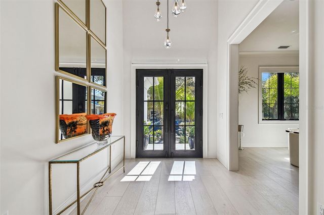 2915 W HARBOR VIEW AVENUE, Tampa, FL 33611