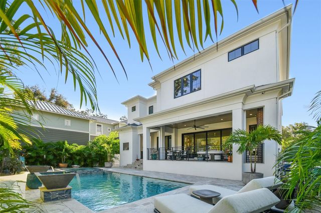 2915 W HARBOR VIEW AVENUE, Tampa, FL 33611