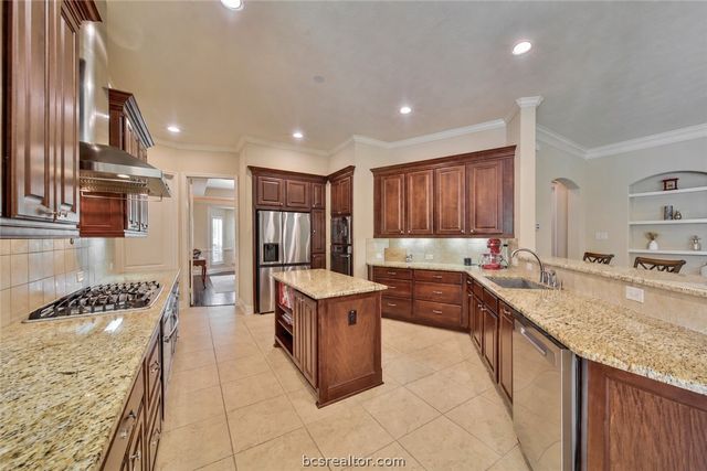 28946 Village Trail, Magnolia, TX 77355